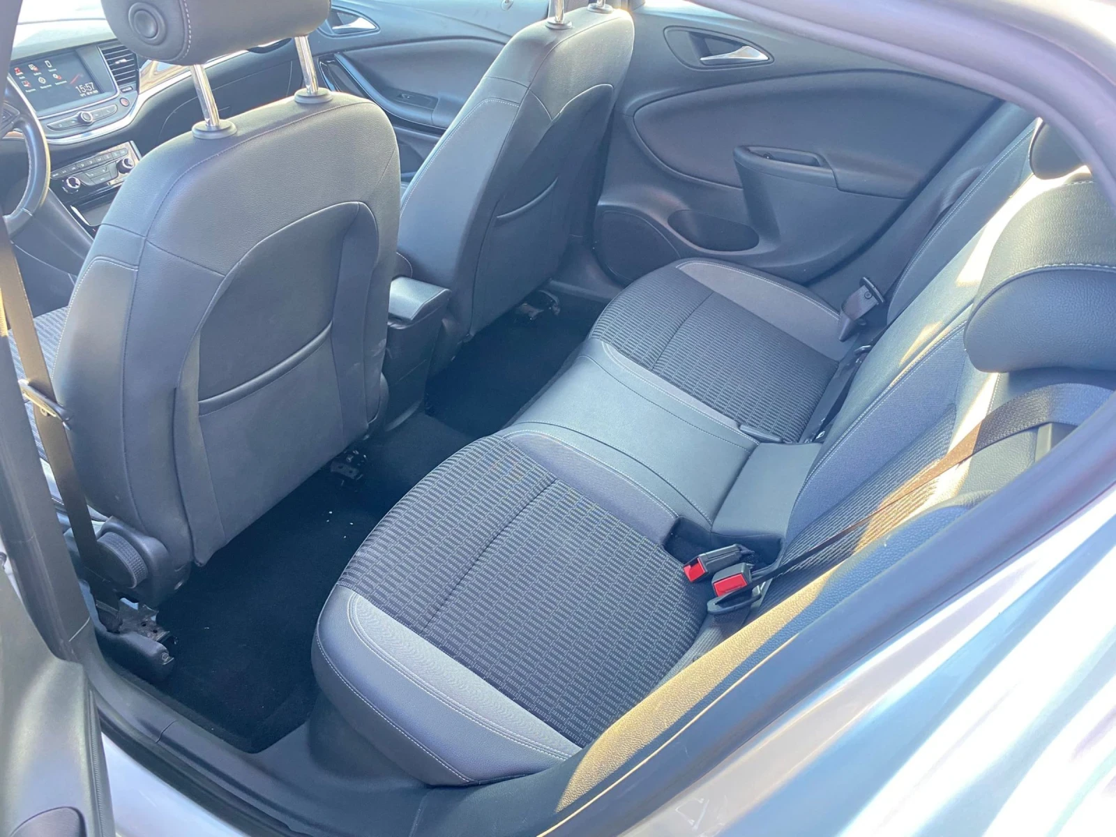 Opel Astra GS Line 1.2Turbo 110kc | Mobile.bg � ����������� 13