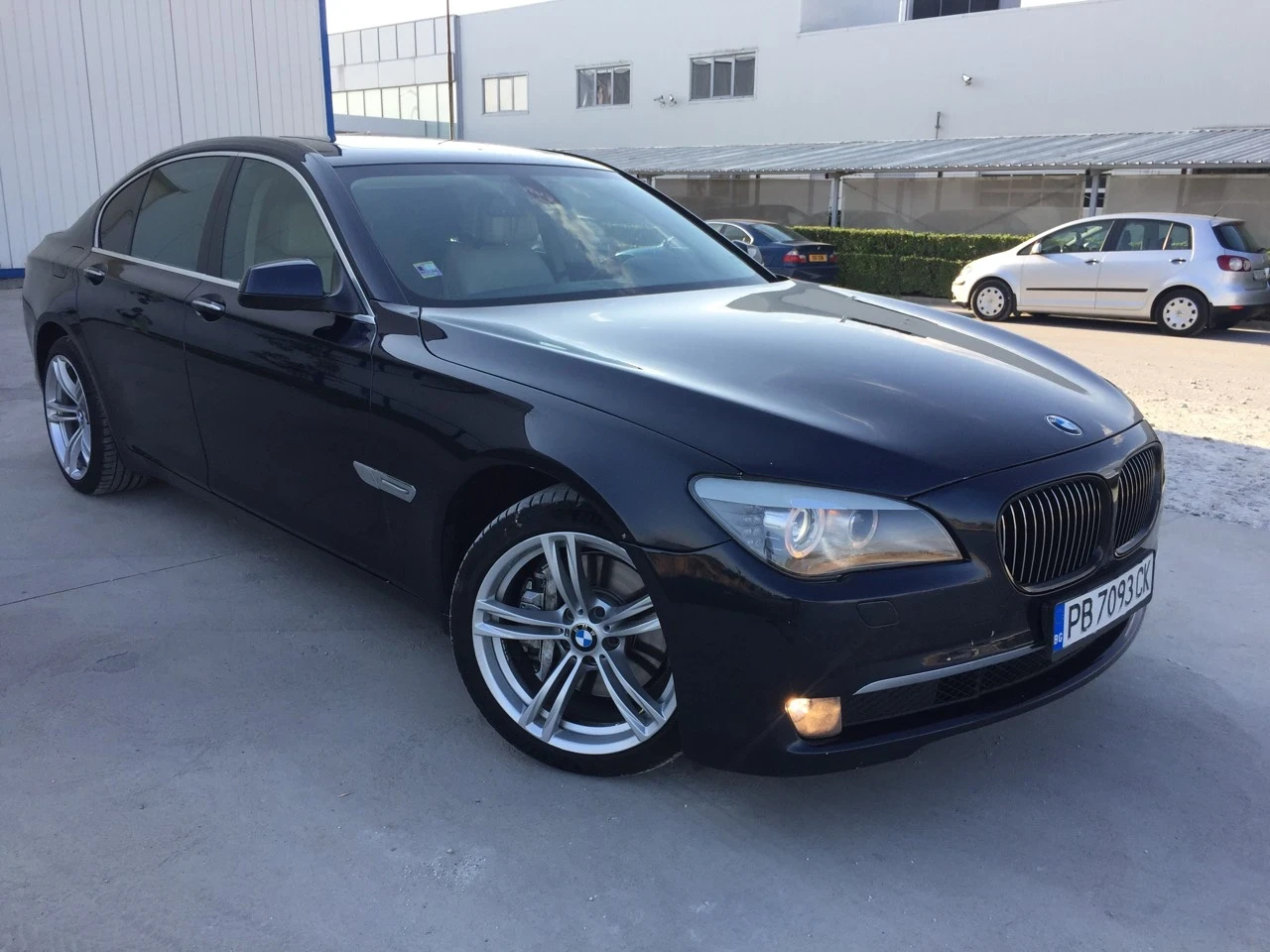 BMW 730  - изображение 2