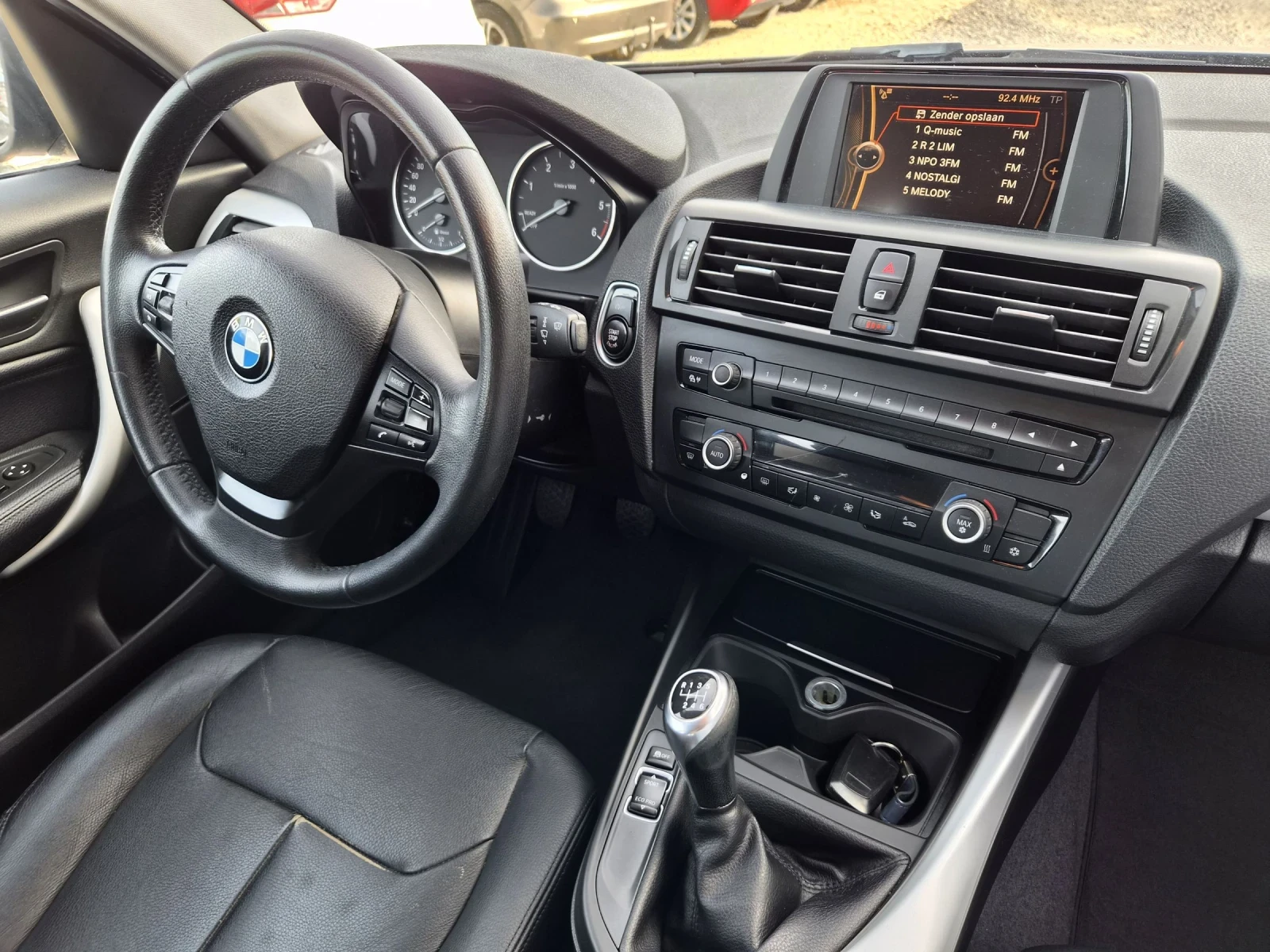 BMW 116 D, снимка 11 - Автомобили и джипове - 52104327