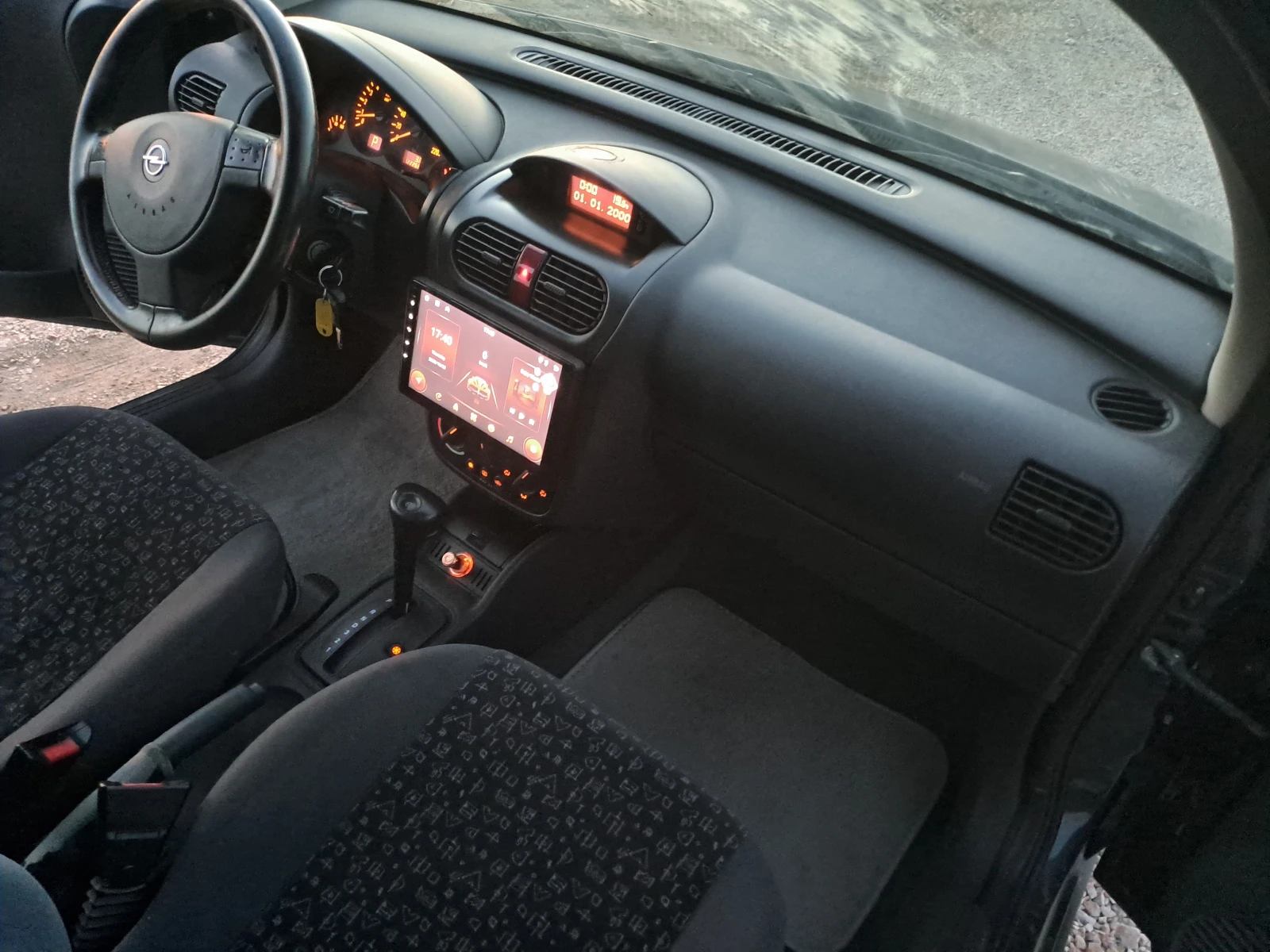 Opel Corsa 1.4iKLIMA, АУТОМАТТ  | Mobile.bg — изображение 17