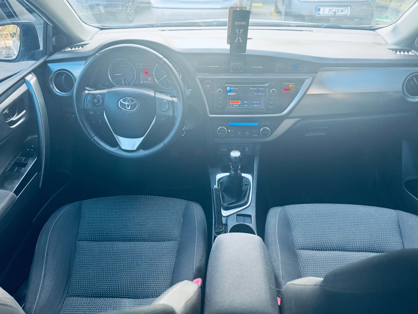 Toyota Auris 1.4D4D/TOP - изображение 7