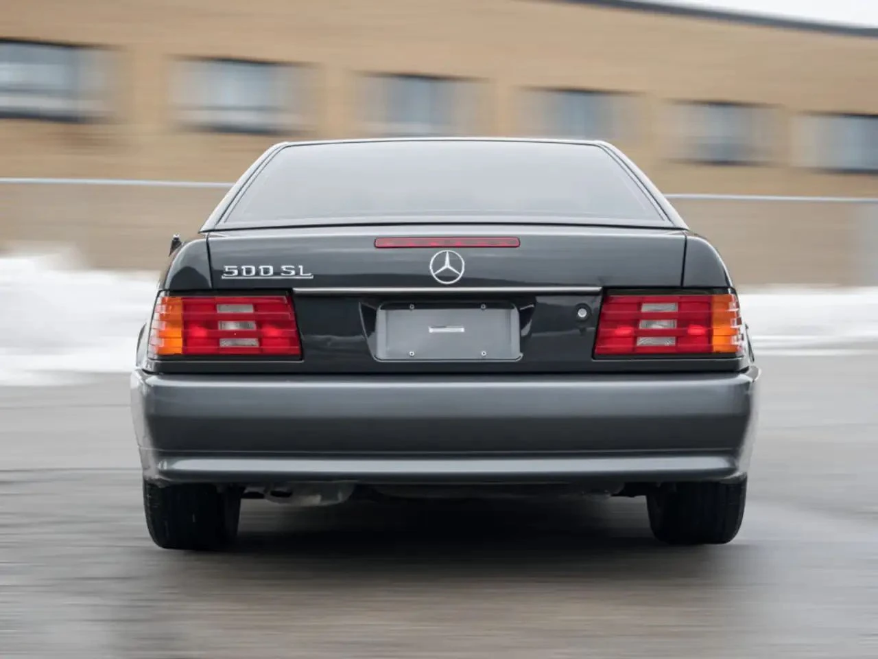 Mercedes-Benz SL 500  - изображение 4