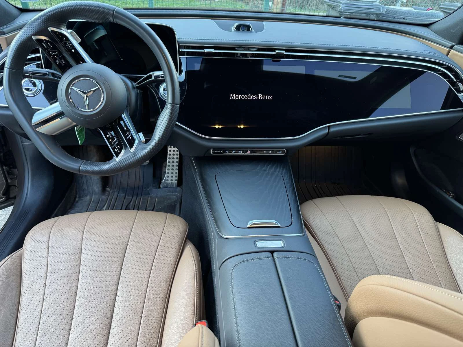 Mercedes-Benz E 400 e Plug-in/4MATIC/MBUX Hyperscreen/Softclose, снимка 6 - Автомобили и джипове - 53978803