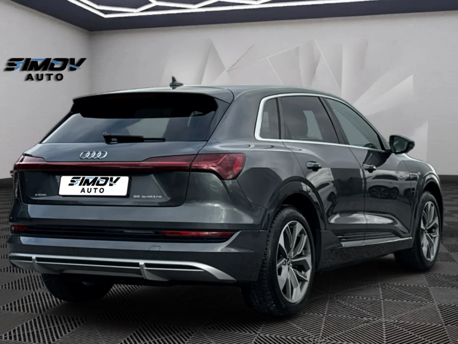 Audi E-Tron 55 S-LINE QUATTRO 95KWH HEAD-UP 408КС. , снимка 2 - Автомобили и джипове - 54076270
