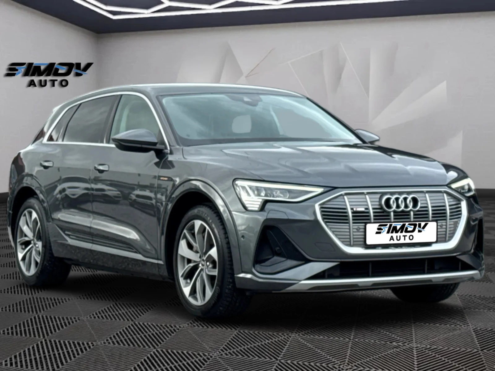 Audi E-Tron 55 S-LINE QUATTRO 95KWH HEAD-UP 408КС. , снимка 3 - Автомобили и джипове - 54076270