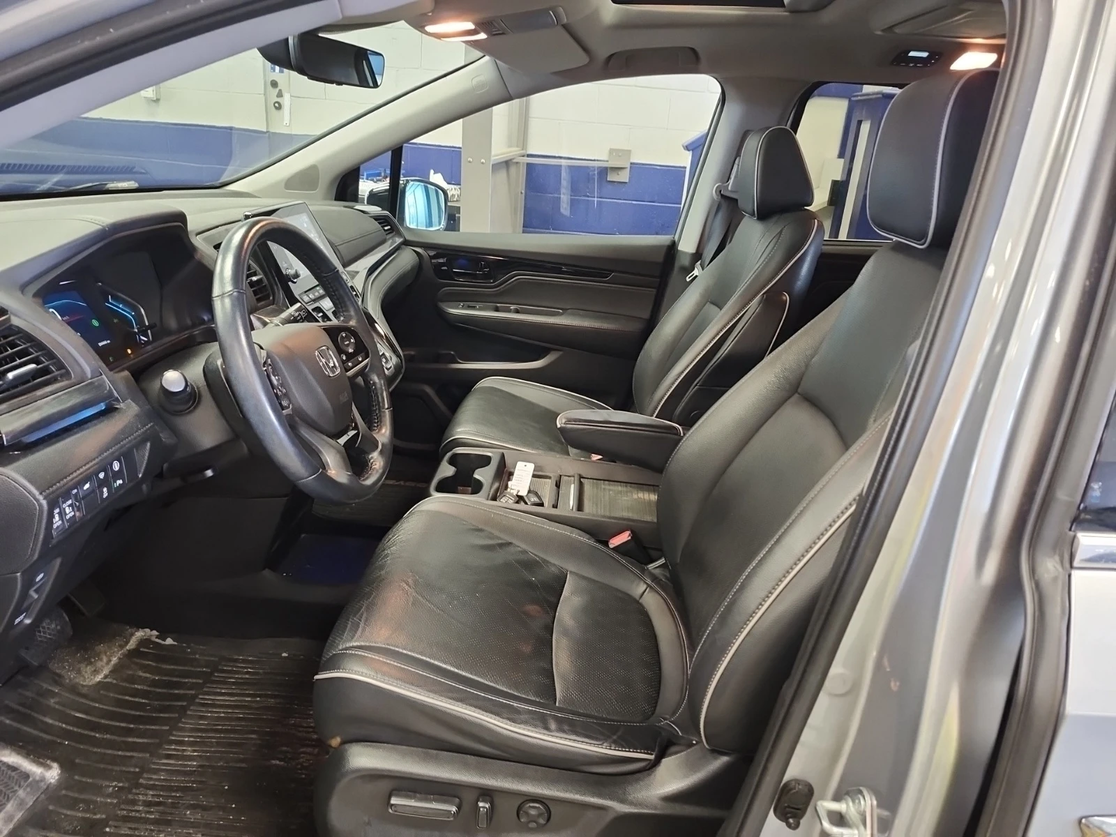 Honda Odyssey TOURING * * 8 ����� * * CARFAX * * ���� ������ *  | Mobile.bg � ����������� 5