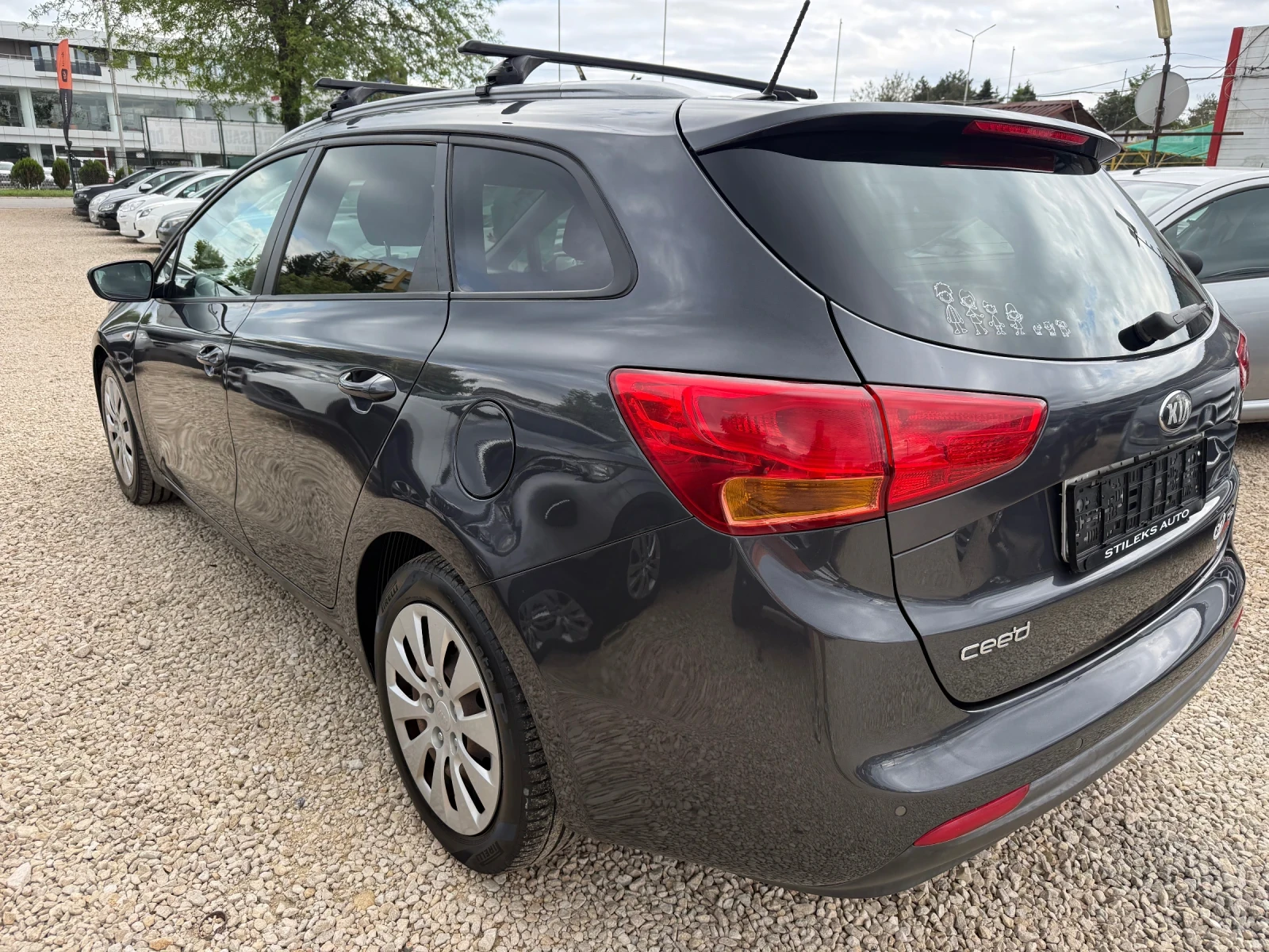 Kia Ceed Италия, снимка 5 - Автомобили и джипове - 54702516