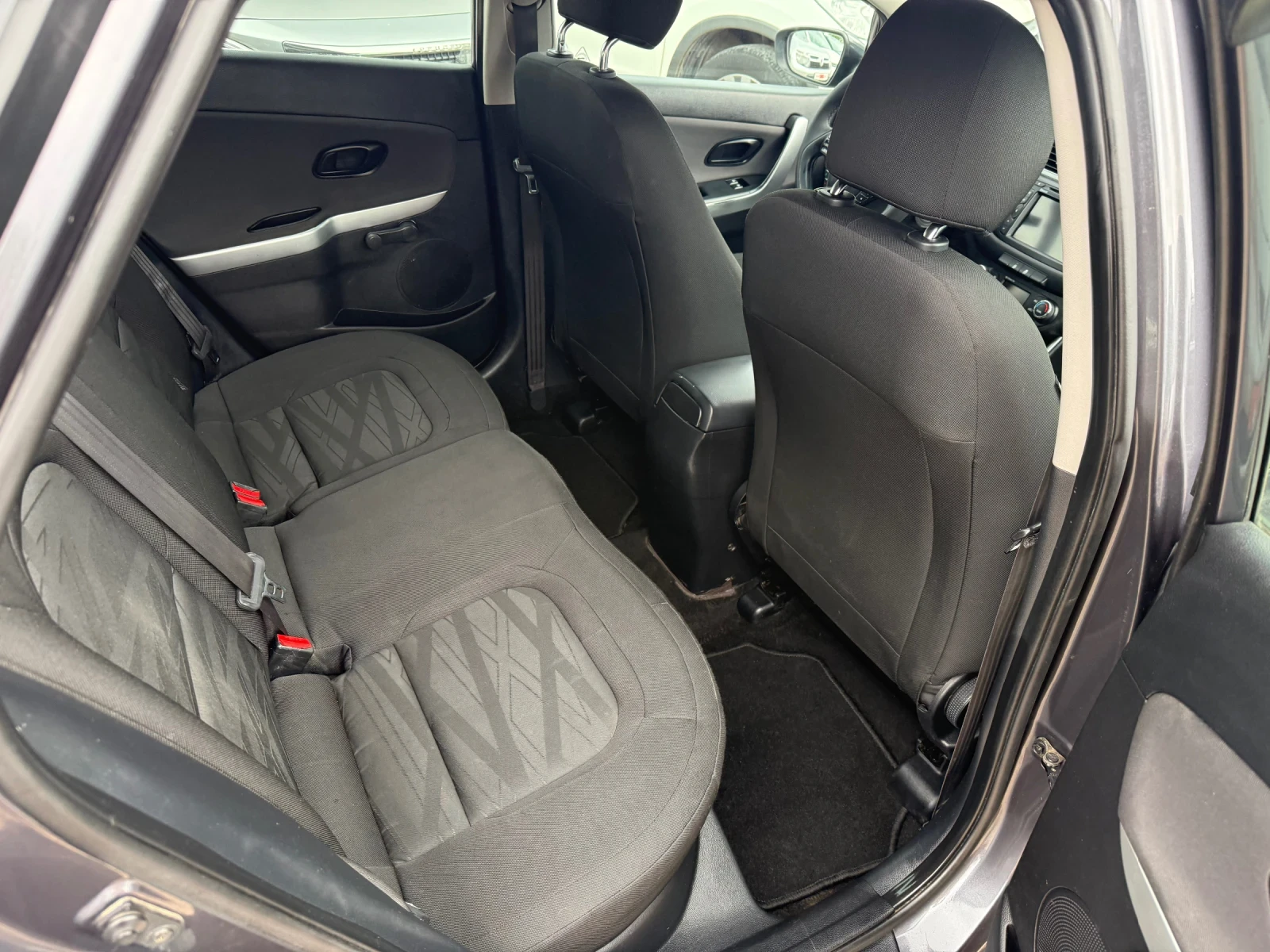 Kia Ceed Италия, снимка 12 - Автомобили и джипове - 54702516