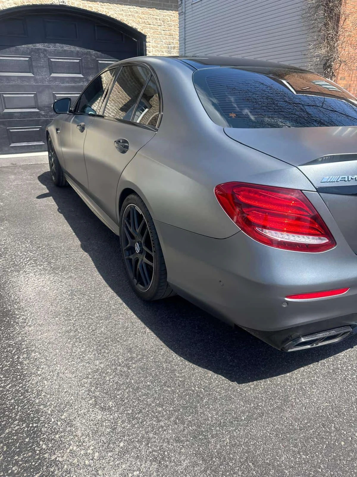 Mercedes-Benz E 63 AMG * E 63 S * CARFAX * ЦЕНА ДО БГ, снимка 4 - Автомобили и джипове - 54988994