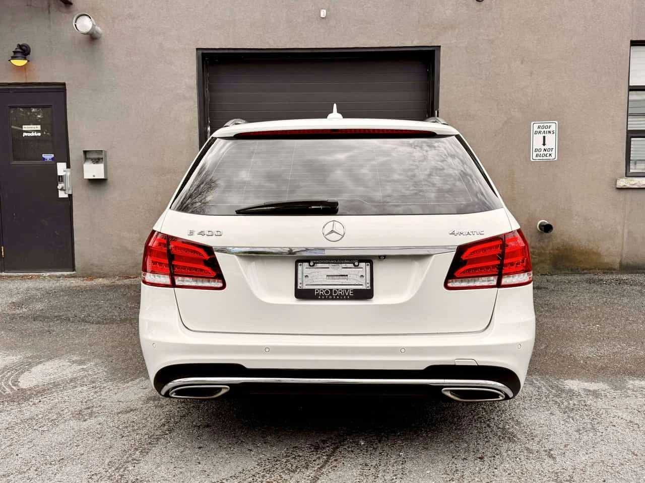 Mercedes-Benz E 400 * Wagon * 7-местен * Фиксирана цена до БГ * , снимка 5 - Автомобили и джипове - 55197398