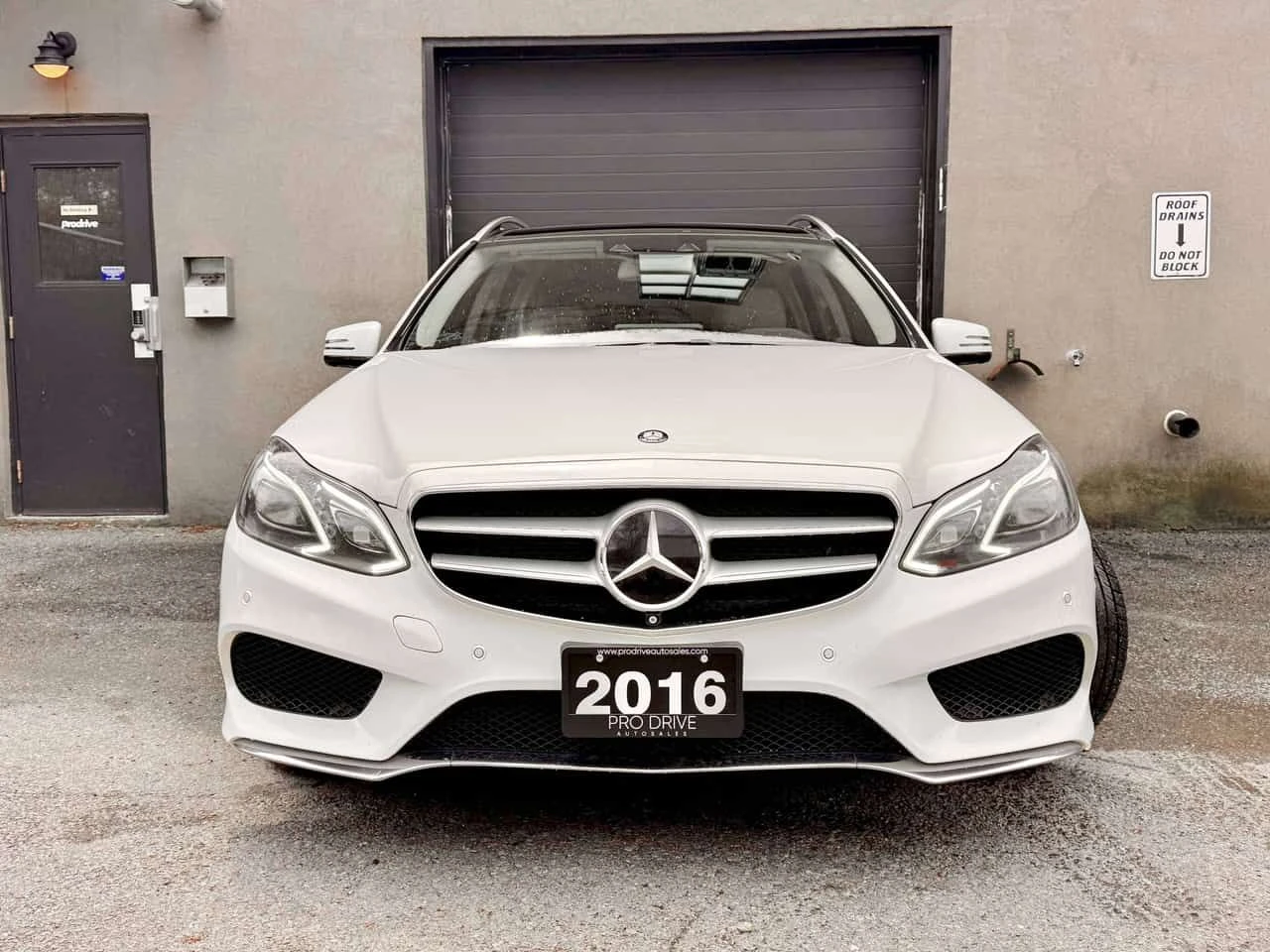 Mercedes-Benz E 400 * Wagon * 7-местен * Фиксирана цена до БГ * , снимка 2 - Автомобили и джипове - 55197398
