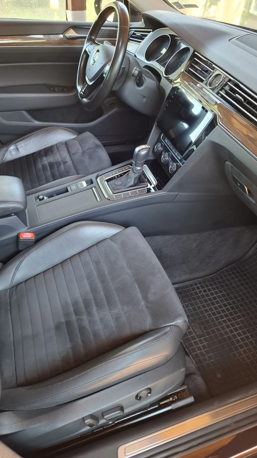 VW Passat 2.0 TDI Highline - ����� Alcantara | Mobile.bg � ����������� 9