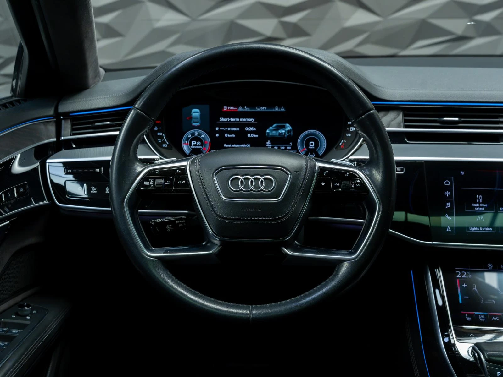 Audi A8 QUATTRO* B&O* 3XTV* MATRIX* 360CAM* PANO* HUD* SOF, снимка 16 - Автомобили и джипове - 55394933