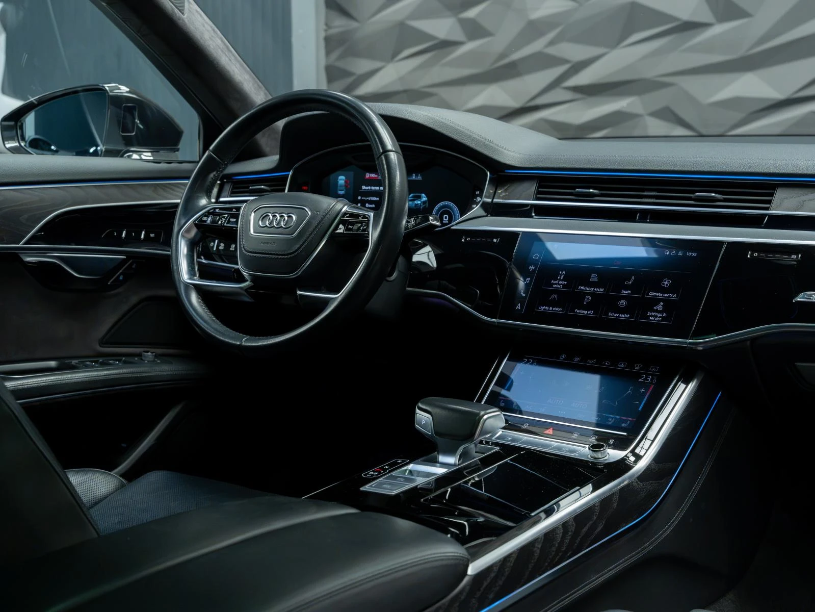 Audi A8 QUATTRO* B&O* 3XTV* MATRIX* 360CAM* PANO* HUD* SOF, снимка 13 - Автомобили и джипове - 55394933