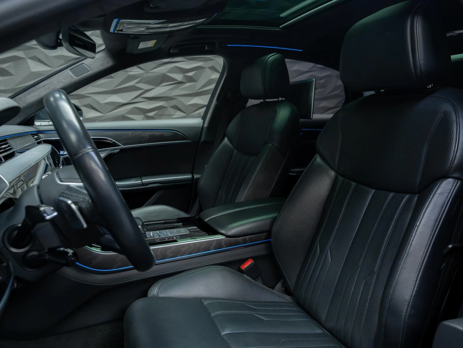 Audi A8 QUATTRO* B&O* 3XTV* MATRIX* 360CAM* PANO* HUD* SOF, снимка 7 - Автомобили и джипове - 55394933