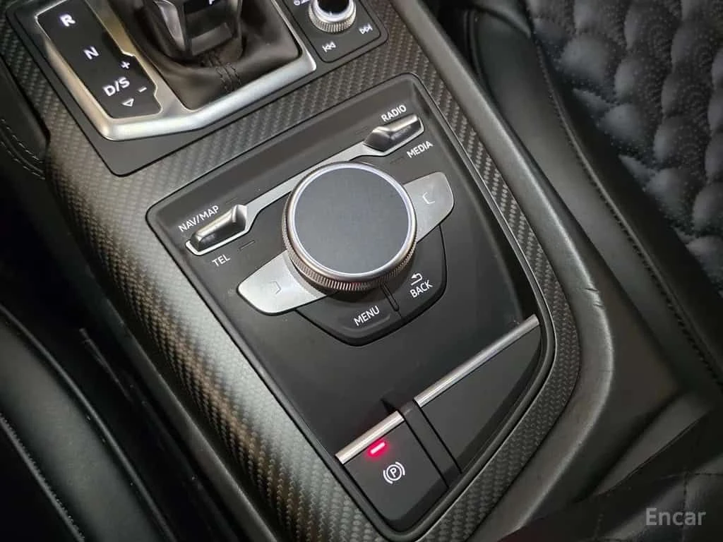 Audi R8 5.2 V10 Plus Coupe  CARFAX, снимка 16 - Автомобили и джипове - 55448710