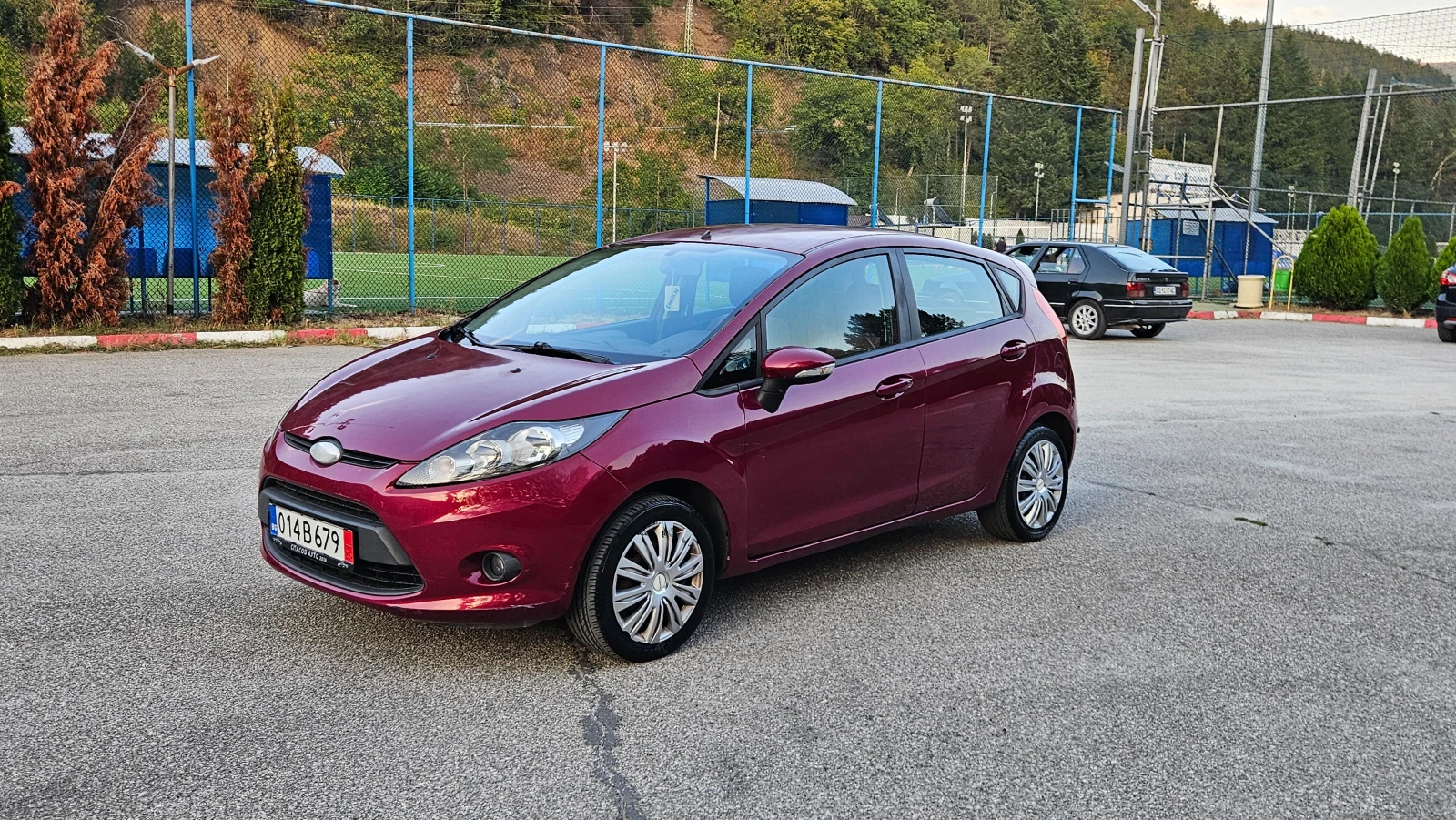Ford Fiesta 1.4 KLIMA/BENZIN, снимка 2 - Автомобили и джипове - 55806651