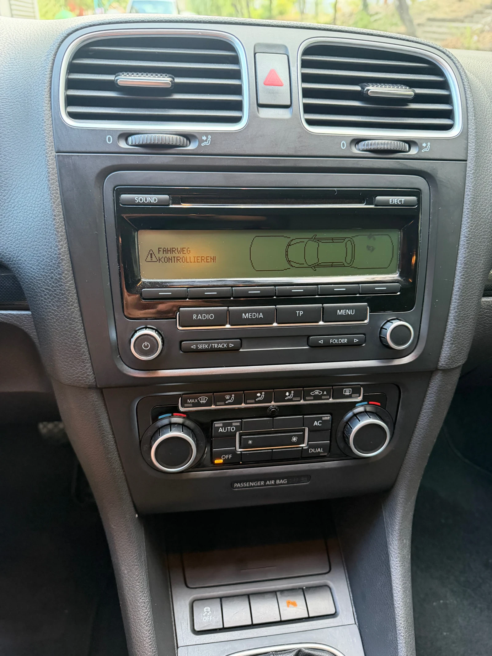 VW Golf, снимка 7 - Автомобили и джипове - 55848614