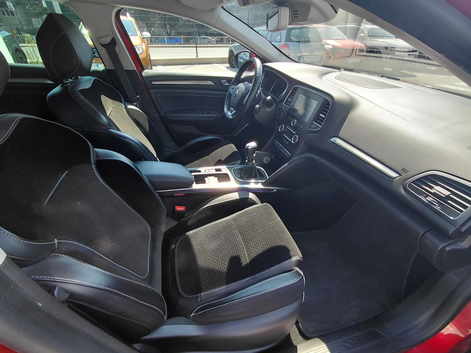 Renault Megane 1.5 dCi/115к.с/Intens, снимка 13 - Автомобили и джипове - 56069867