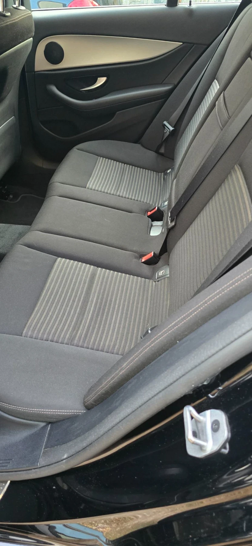 Mercedes-Benz E 300, снимка 7 - Автомобили и джипове - 56335164