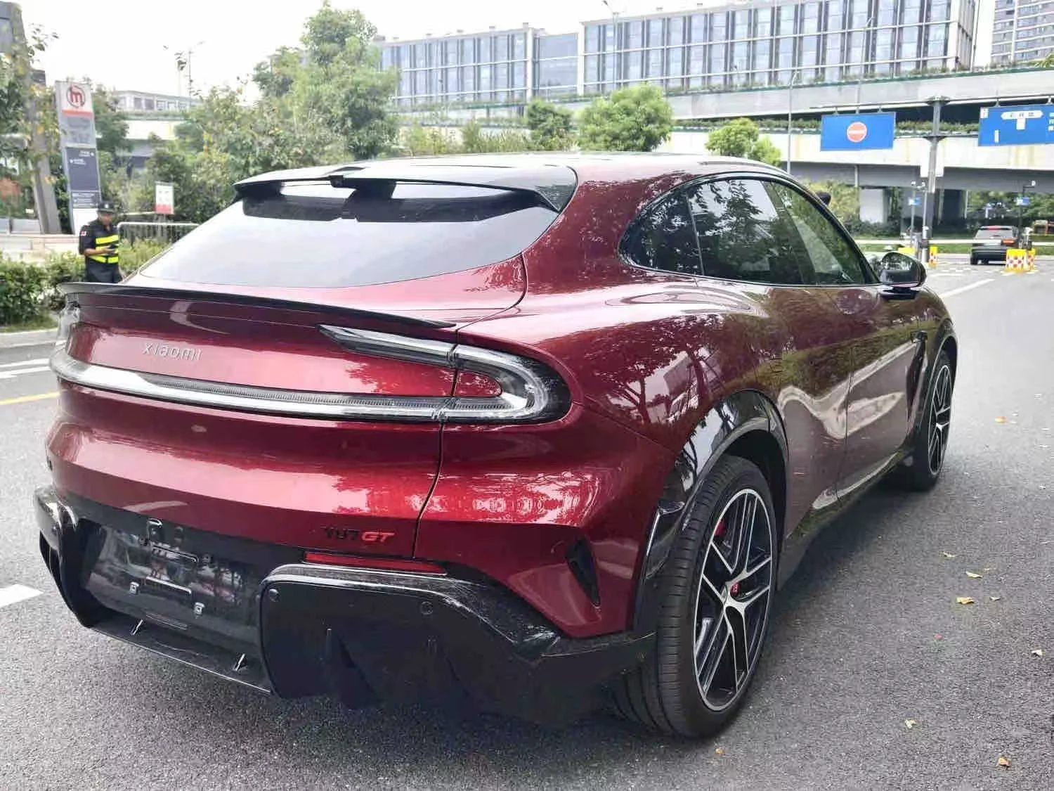 Xiaomi YU7 YU7 GT | 1003 �.�. | AWD 4X4 | 101.7 kWh | FULL EX | Mobile.bg � ����������� 2