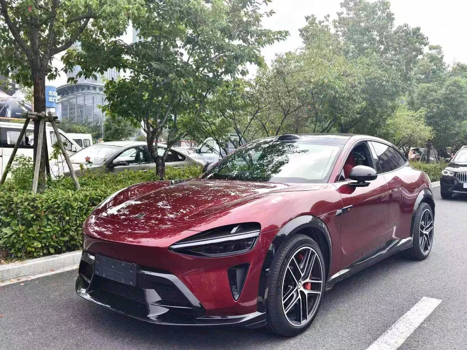Xiaomi YU7 YU7 GT | 1003 �.�. | AWD 4X4 | 101.7 kWh | FULL EX | Mobile.bg � ����������� 1