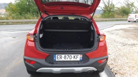 Kia Stonic 1.6 CRDI NAVI CAMERA, снимка 9