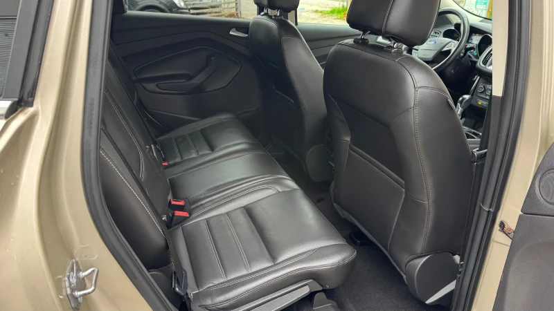 Ford Escape, снимка 7 - Автомобили и джипове - 52568218