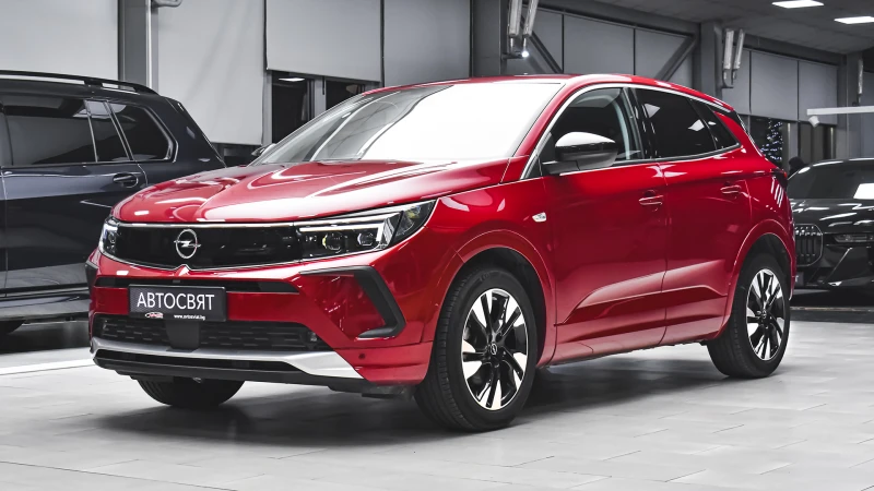 Opel Grandland 1.2 Turbo GS Line Automatic, снимка 4 - Автомобили и джипове - 52691045