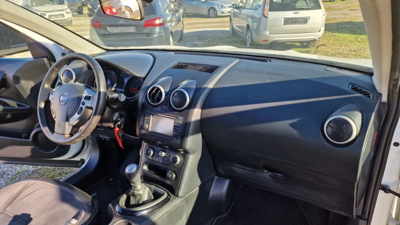 Nissan Qashqai 1.5DCI-TEKNA , снимка 15 - Автомобили и джипове - 53110814