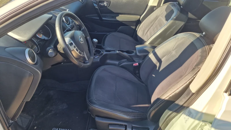 Nissan Qashqai 1.5DCI-TEKNA , снимка 8 - Автомобили и джипове - 53110814