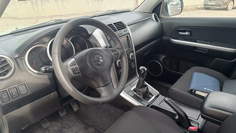 Suzuki Grand vitara 1.9 DD-S Facelift, снимка 9 - Автомобили и джипове - 53201901