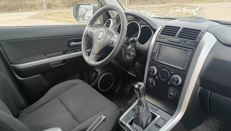 Suzuki Grand vitara 1.9 DD-S Facelift, снимка 11 - Автомобили и джипове - 53201901