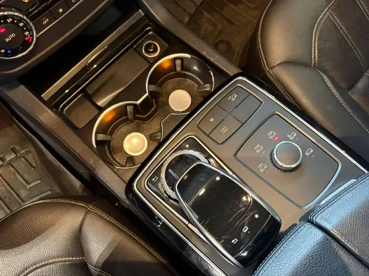 Mercedes-Benz GLE 350, снимка 14 - Автомобили и джипове - 53967095