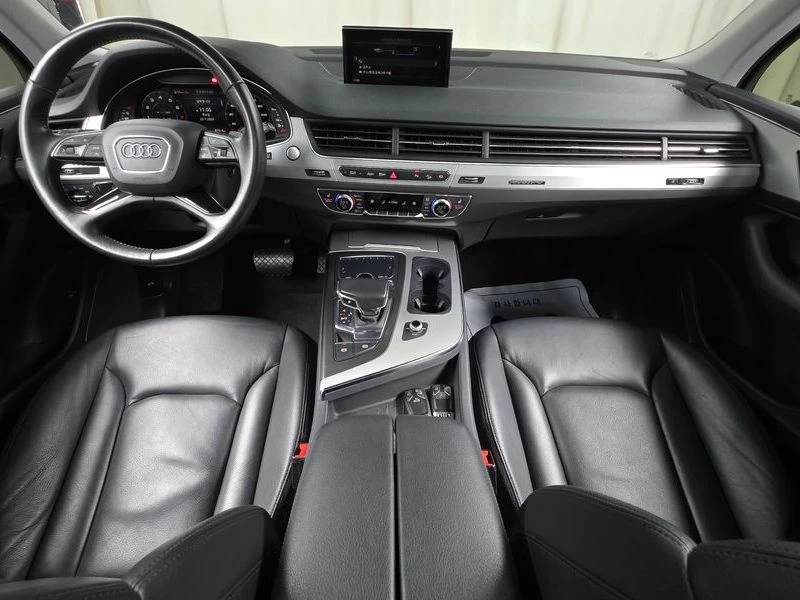 Audi Q7 2.0 CYM Automatic, снимка 7 - Автомобили и джипове - 55462857