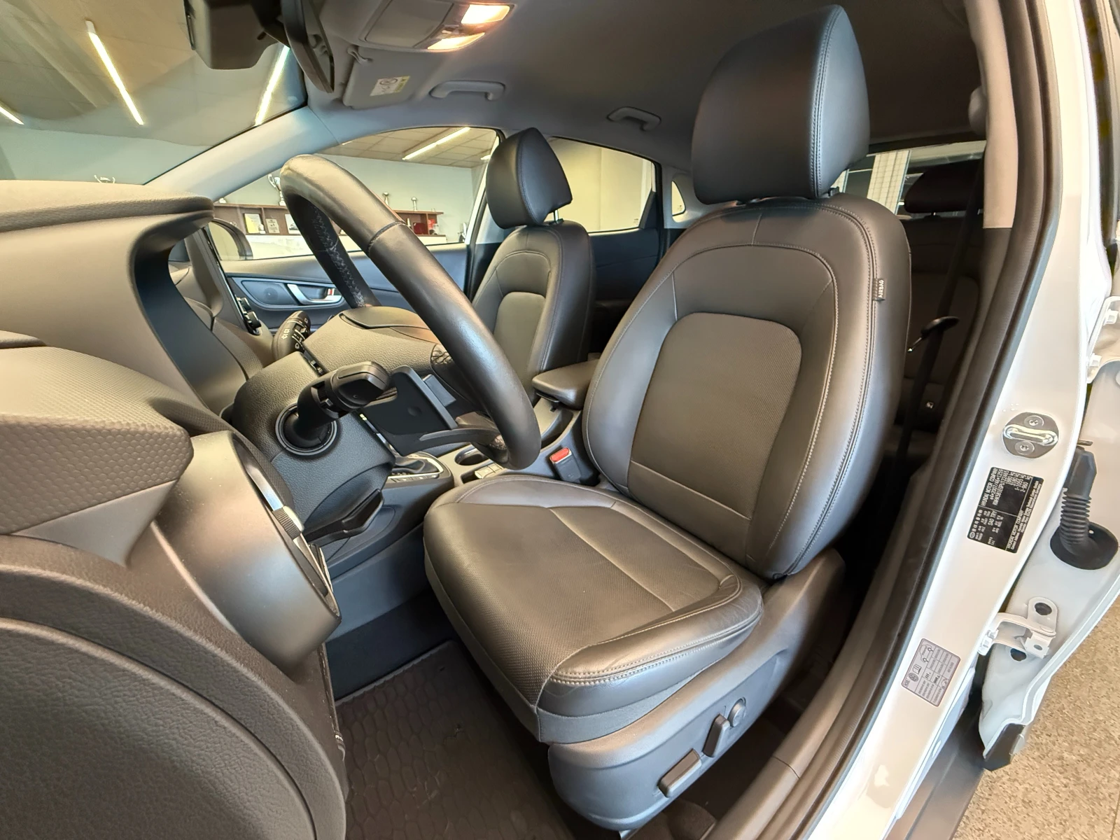Hyundai Kona PREMIUM Hybrid - изображение 10