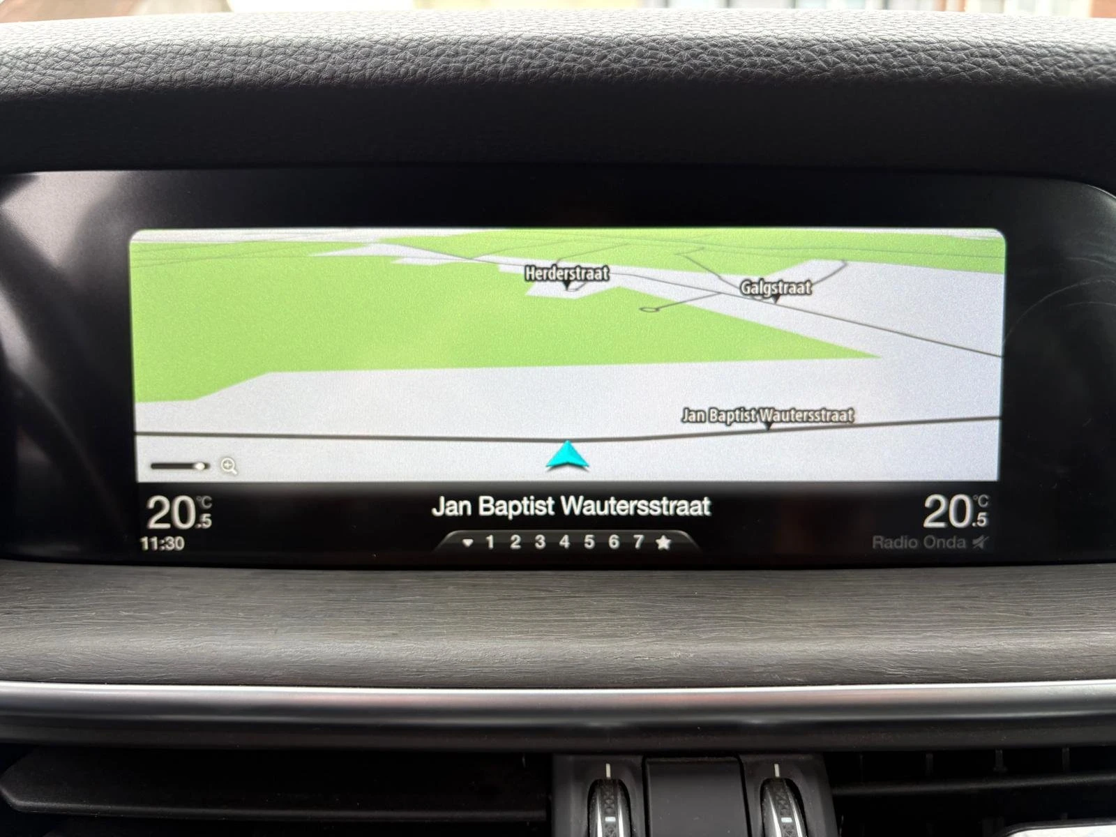 Alfa Romeo Stelvio Super, снимка 12 - Автомобили и джипове - 53861925