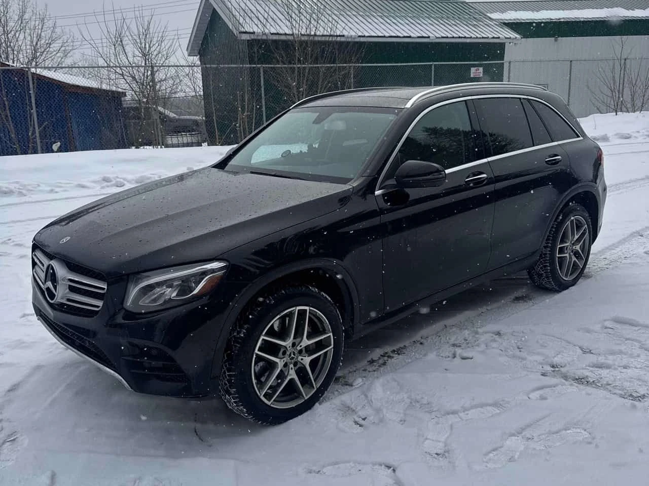 Mercedes-Benz GLC 300 4MATIC* DISTRONIC* PANORAMA* ПОДГРЕВИ* 