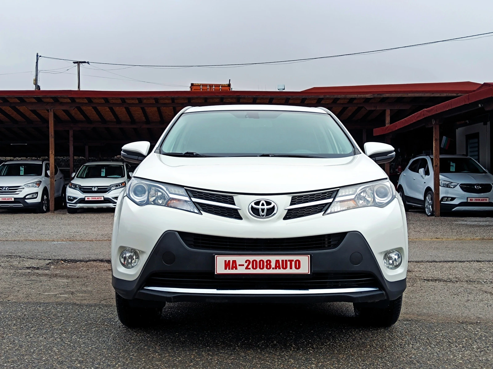 Toyota Rav4 2.2 D4D* 4X4* АВТОМАТИК* NAVI* КАМЕРА* , снимка 2 - Автомобили и джипове - 54001714