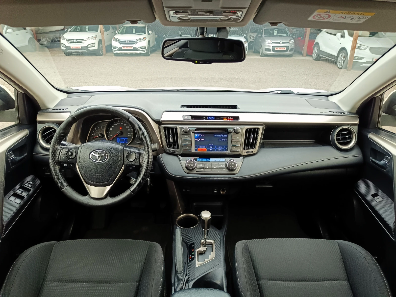 Toyota Rav4 2.2 D4D* 4X4* АВТОМАТИК* NAVI* КАМЕРА* , снимка 11 - Автомобили и джипове - 54001714