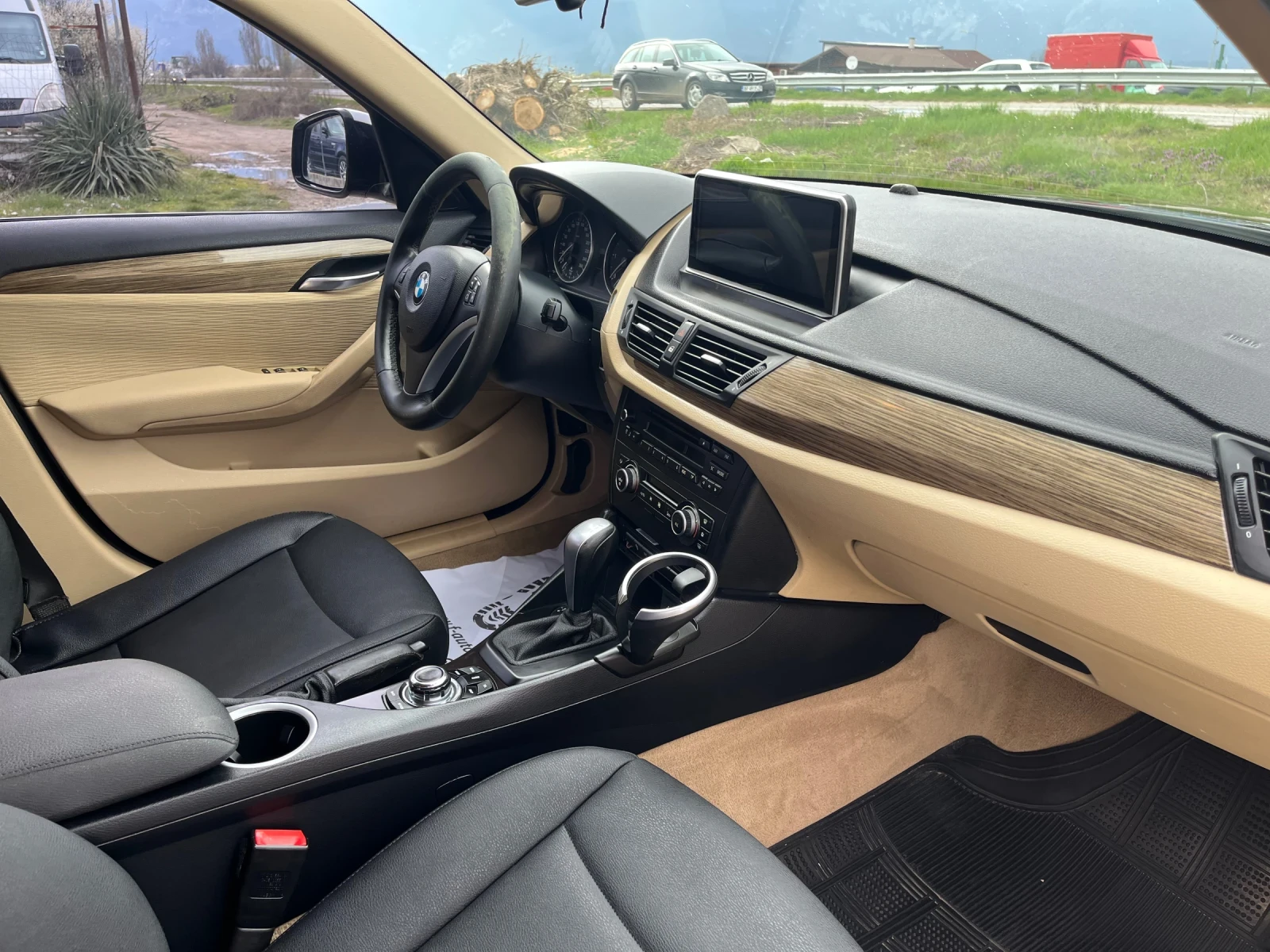 BMW X1 2.0TDI-177-NAVI-ITALIA, снимка 5 - Автомобили и джипове - 54085779