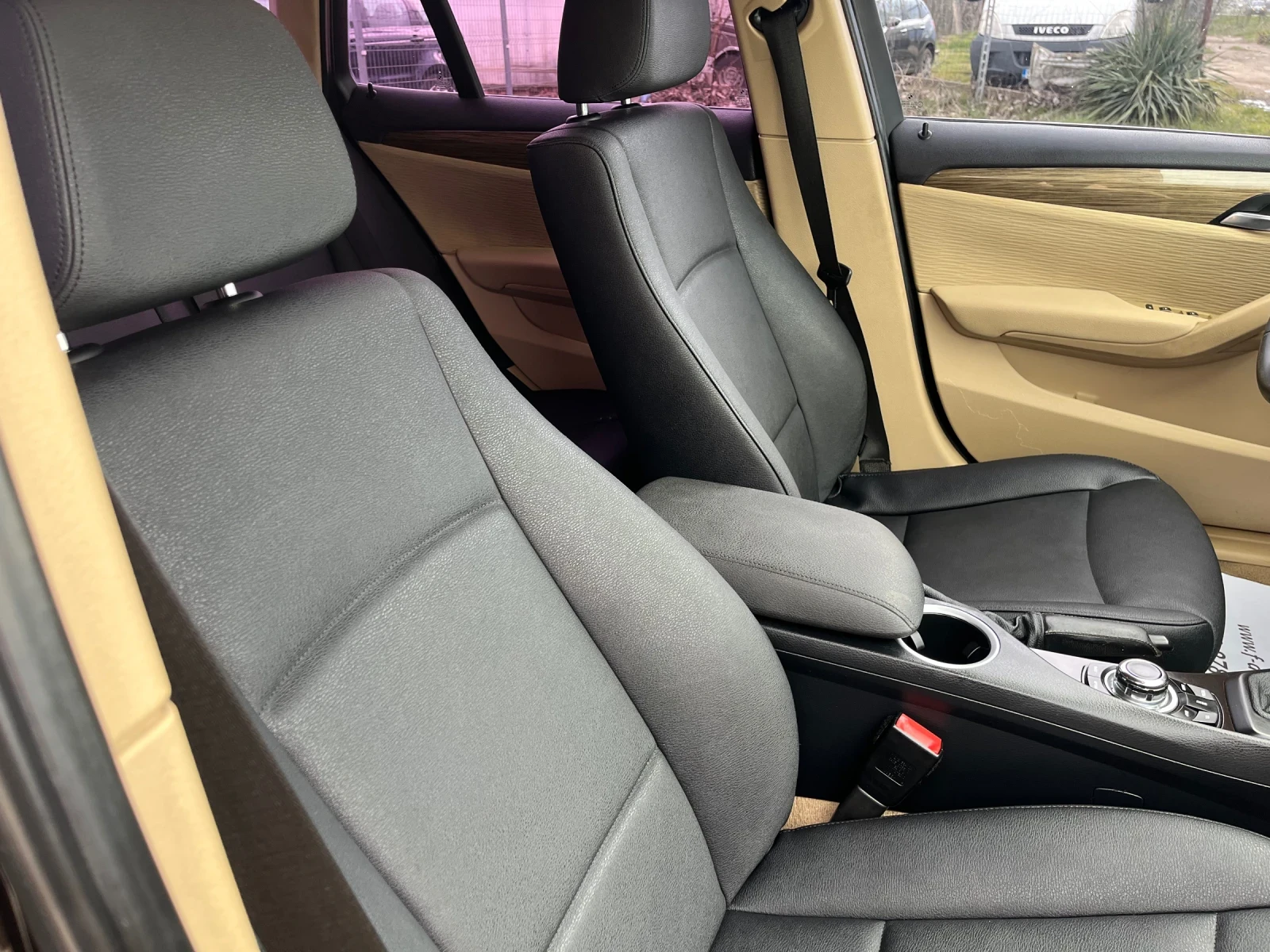 BMW X1 2.0TDI-177-NAVI-ITALIA, снимка 6 - Автомобили и джипове - 54085779