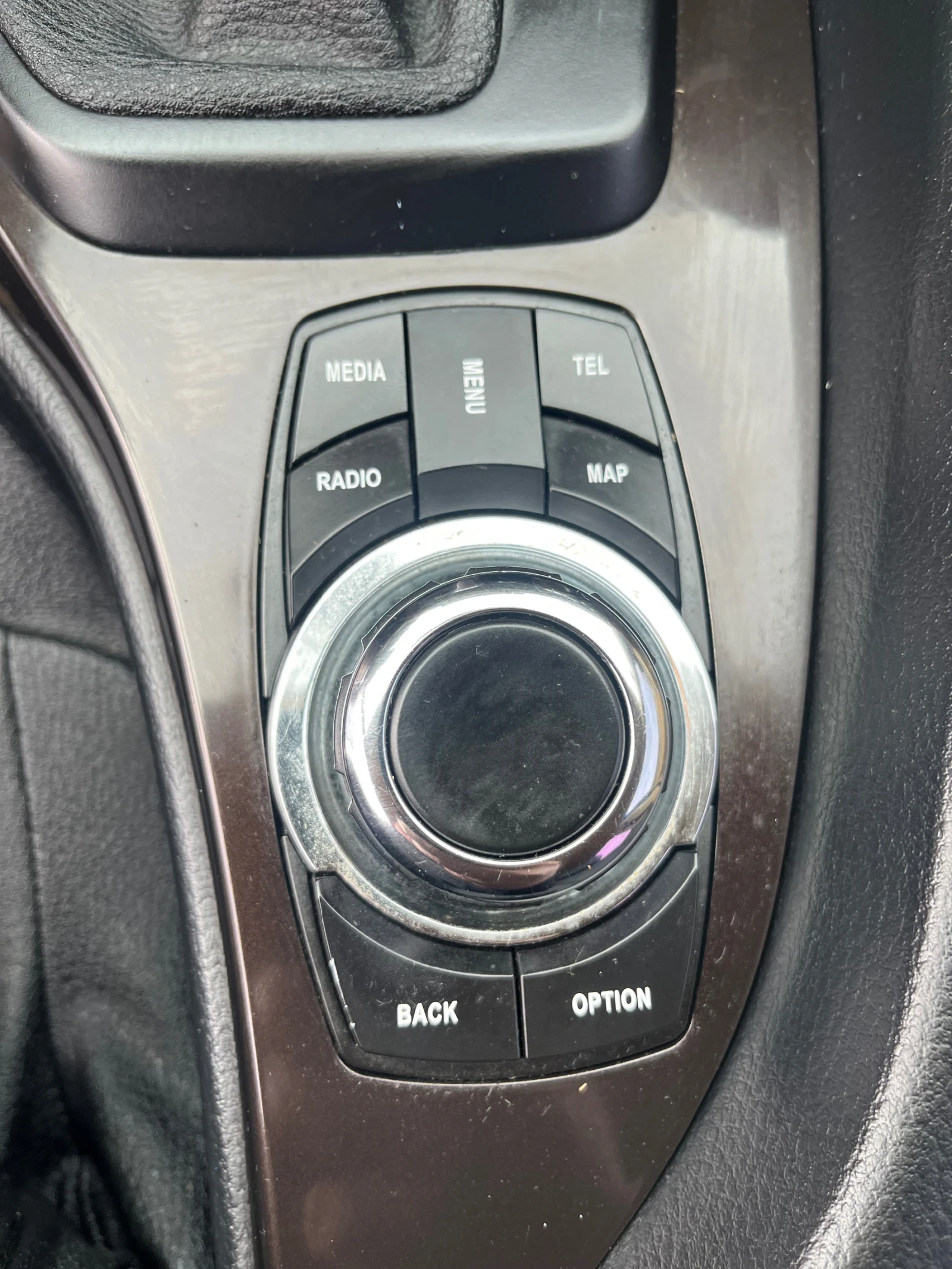 BMW X1 2.0TDI-177-NAVI-ITALIA, снимка 17 - Автомобили и джипове - 54085779