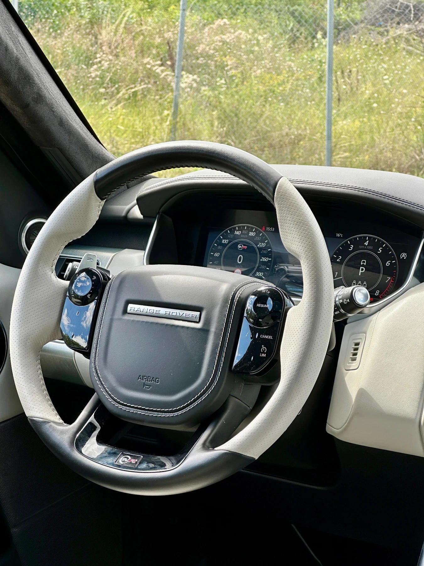 Land Rover Range Rover Sport Range Rover Sport SVR Carbon Edition | 2019 | 5.0 , снимка 13 - Автомобили и джипове - 55524473