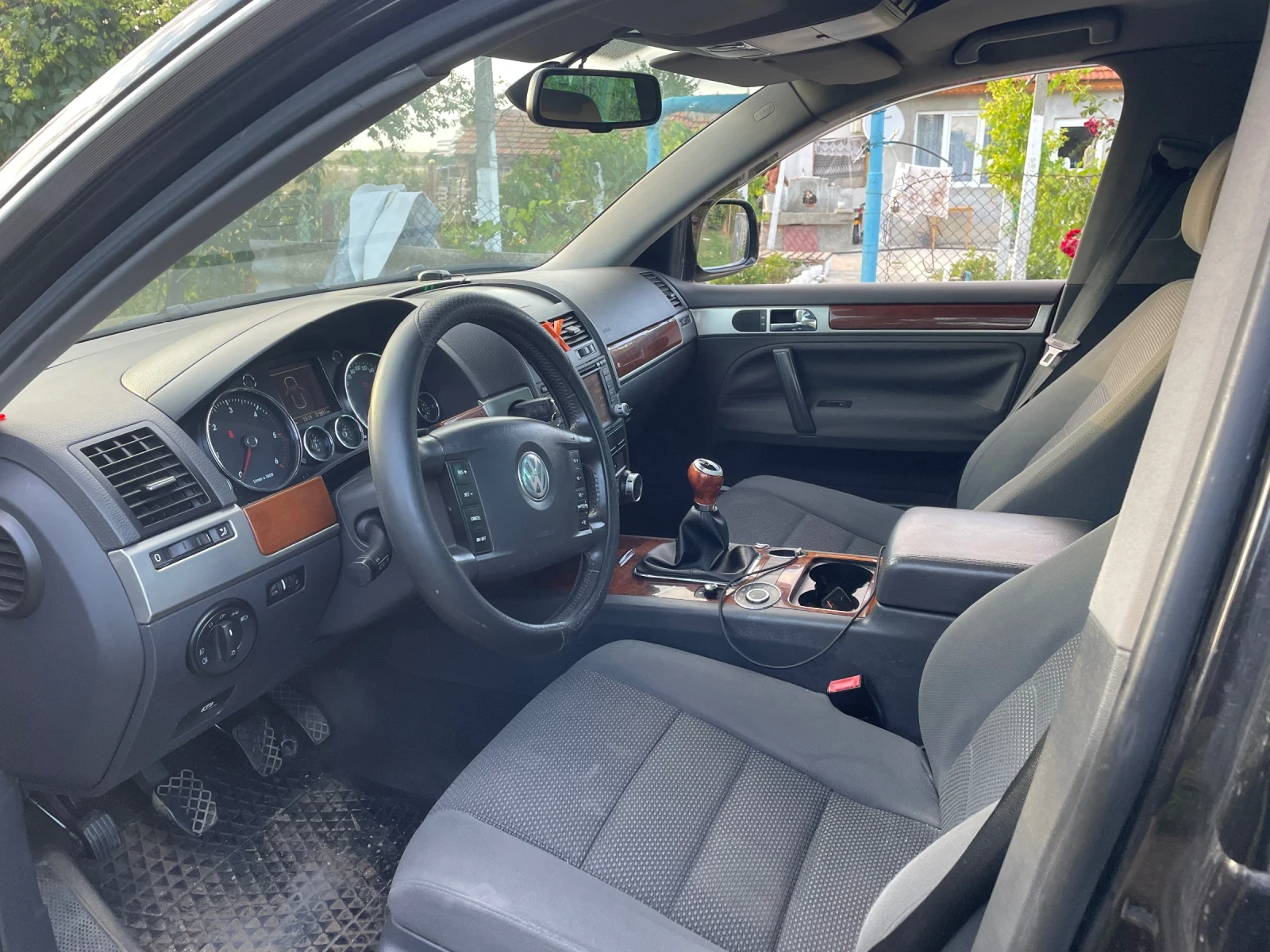 VW Touareg, снимка 9 - Автомобили и джипове - 55767939