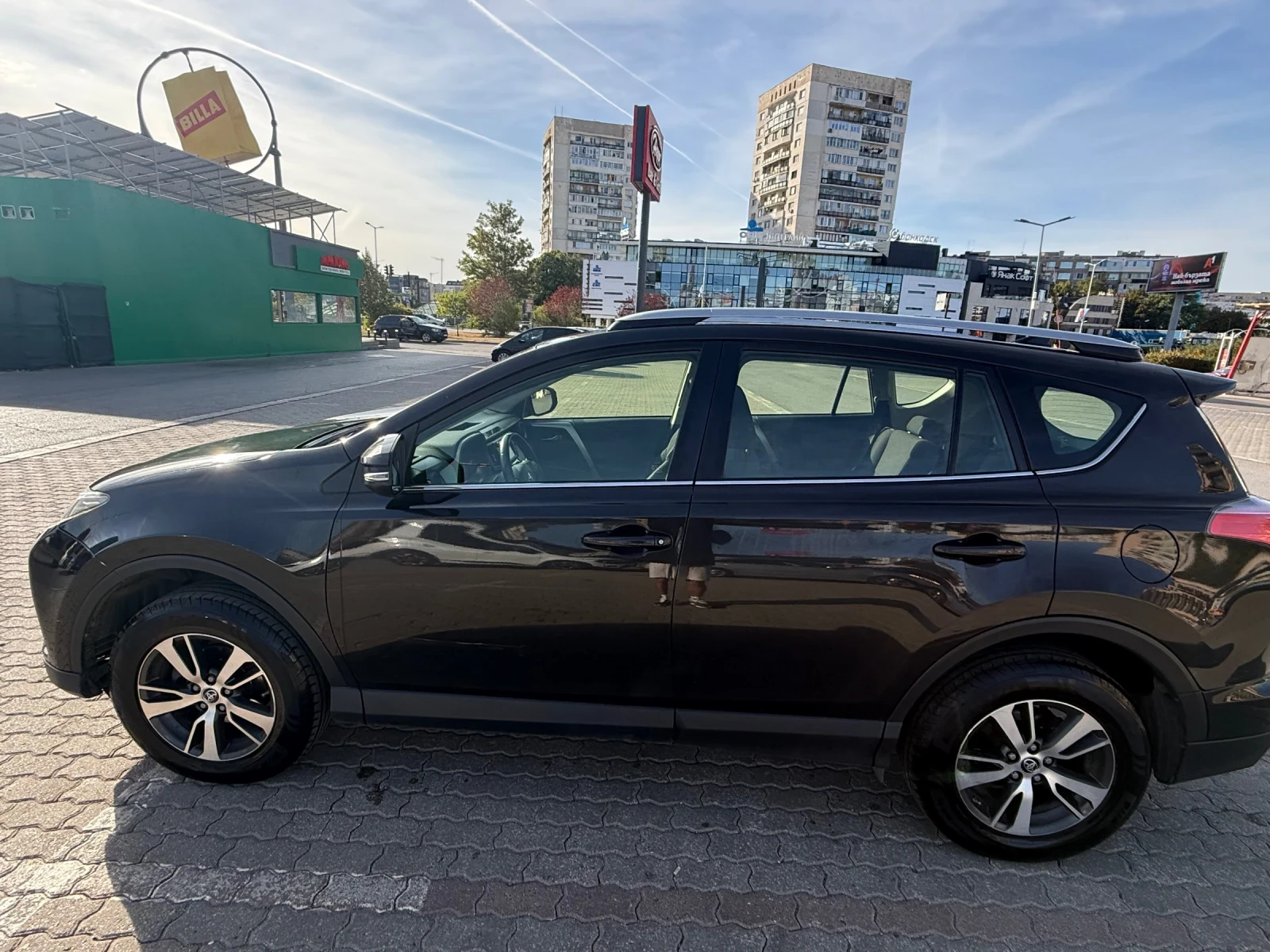 Toyota Rav4 4x4, снимка 8 - Автомобили и джипове - 56022230