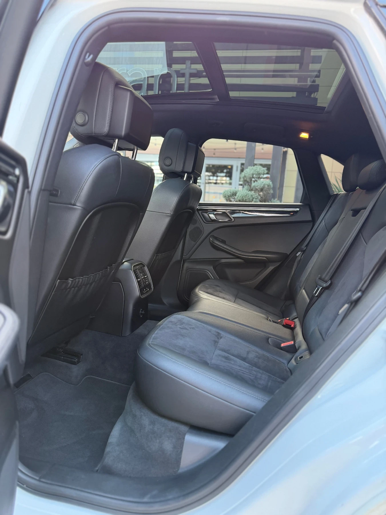 Porsche Macan S, снимка 17 - Автомобили и джипове - 56246664