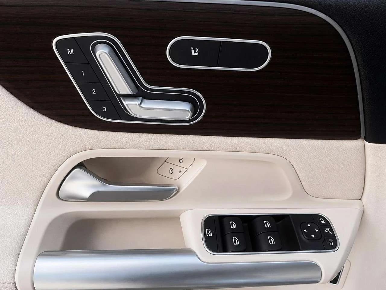 Mercedes-Benz GLA 250 Leather | Sunroof | Navigation | Exclusive Trim Pa | Mobile.bg � ����������� 13