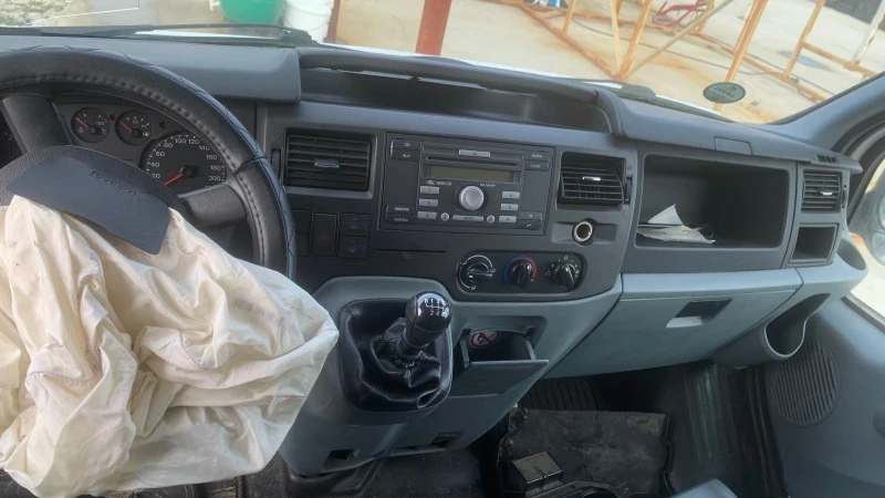 Ford Transit 2.2-CDTI, снимка 9 - Бусове и автобуси - 39209491