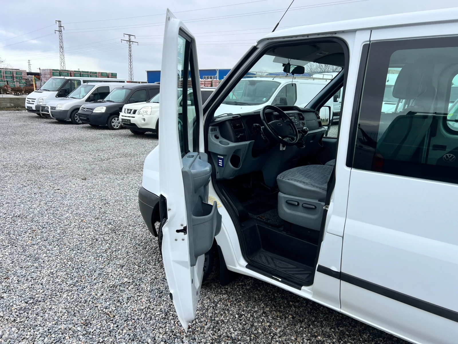 Ford Transit 9 МЕСТА ТОП СЪСТОЯНИЕ  - изображение 9